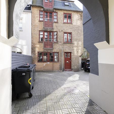 Aday - Apartment Suite 4 Aalborg Center Exterior foto